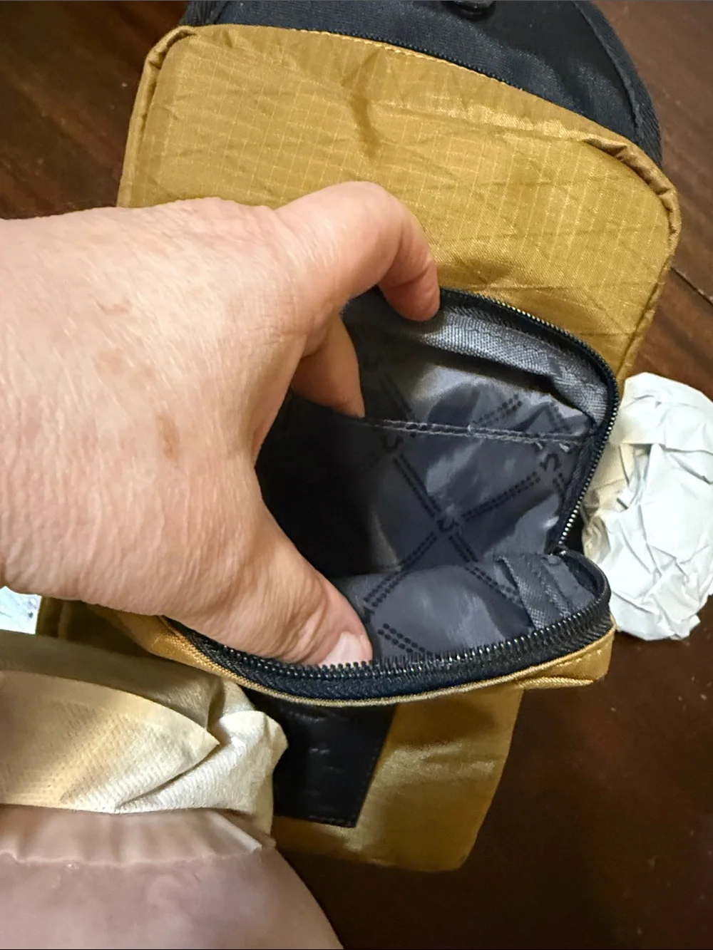 True Religion Beige Sling Bag | NWT Everyday Crossbody Hands-Free Travel